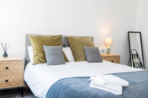 Ideal for heathrow, M25 links & the underground
